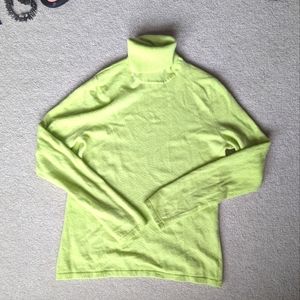 Lord & Taylor green Cashmere turtleneck